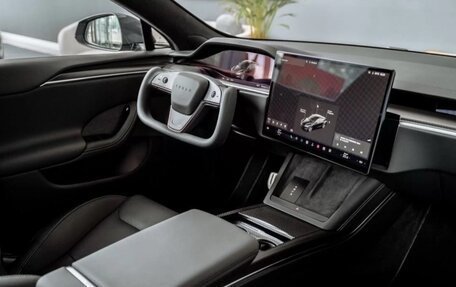 Tesla Model S I, 2023 год, 12 700 000 рублей, 6 фотография