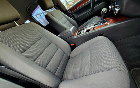 Volkswagen Touareg III, 2005 год, 699 000 рублей, 13 фотография