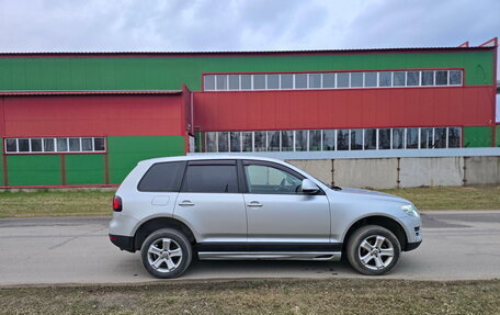 Volkswagen Touareg III, 2005 год, 699 000 рублей, 5 фотография