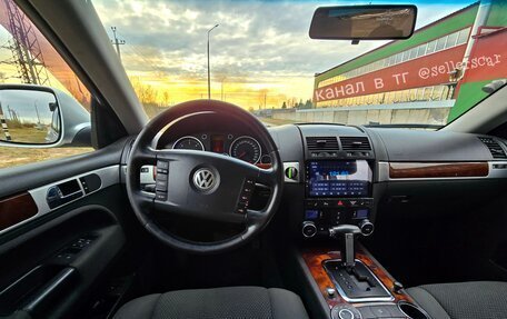 Volkswagen Touareg III, 2005 год, 699 000 рублей, 8 фотография
