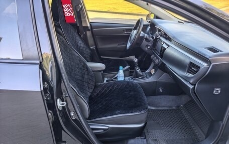 Toyota Corolla, 2013 год, 1 150 000 рублей, 24 фотография