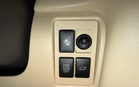 Lexus LX III, 2017 год, 7 450 000 рублей, 21 фотография