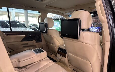 Lexus LX III, 2017 год, 7 450 000 рублей, 28 фотография