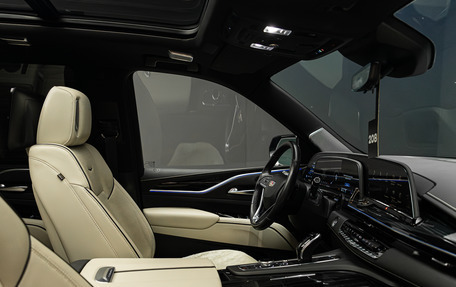 Cadillac Escalade V, 2022 год, 10 750 000 рублей, 29 фотография