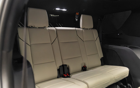 Cadillac Escalade V, 2022 год, 10 750 000 рублей, 36 фотография