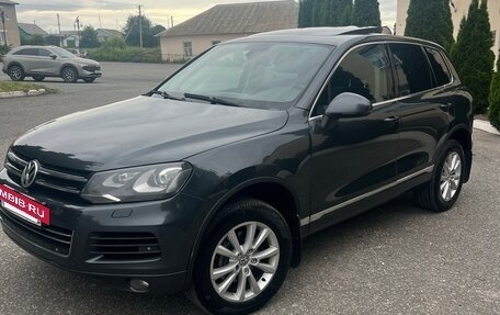 Volkswagen Touareg III, 2011 год, 1 470 000 рублей, 3 фотография