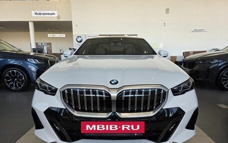BMW 5 серия, 2025 год, 8 700 000 рублей, 2 фотография