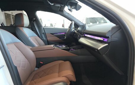 BMW 5 серия, 2025 год, 8 700 000 рублей, 14 фотография