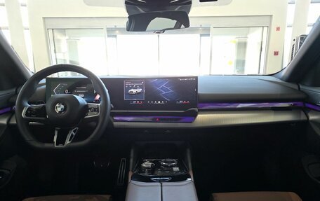BMW 5 серия, 2025 год, 8 700 000 рублей, 17 фотография
