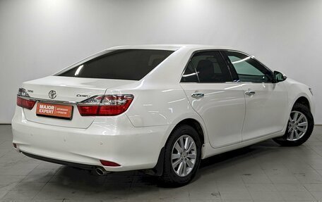 Toyota Camry, 2015 год, 1 640 000 рублей, 5 фотография