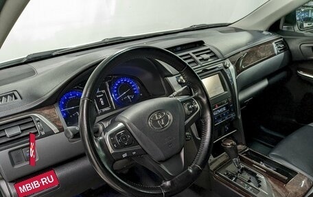 Toyota Camry, 2015 год, 1 640 000 рублей, 13 фотография