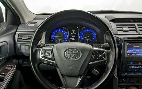 Toyota Camry, 2015 год, 1 640 000 рублей, 27 фотография