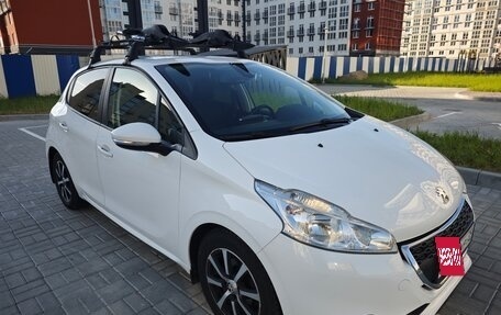 Peugeot 208 II, 2013 год, 748 000 рублей, 2 фотография
