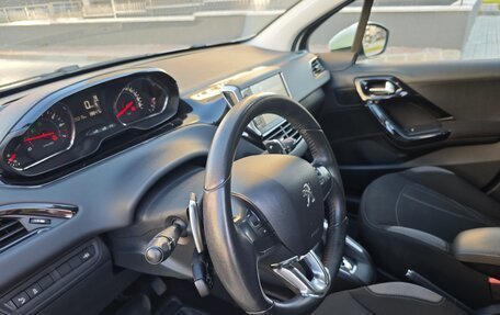 Peugeot 208 II, 2013 год, 748 000 рублей, 11 фотография