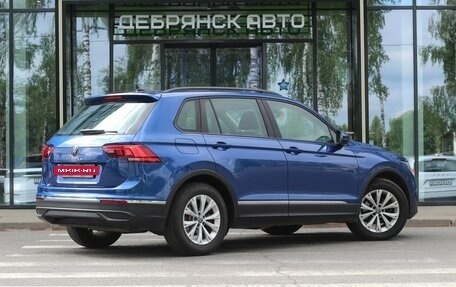 Volkswagen Tiguan II, 2021 год, 2 745 000 рублей, 3 фотография