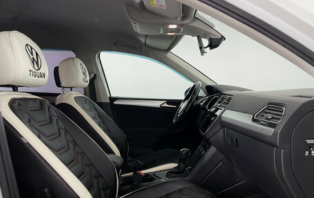 Volkswagen Tiguan II, 2020 год, 2 450 000 рублей, 10 фотография