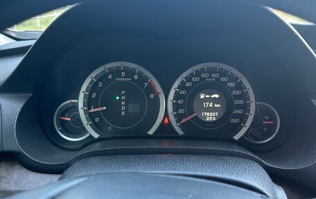 Honda Accord VIII рестайлинг, 2008 год, 1 100 000 рублей, 11 фотография