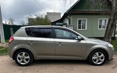 KIA cee'd I рестайлинг, 2010 год, 650 000 рублей, 9 фотография