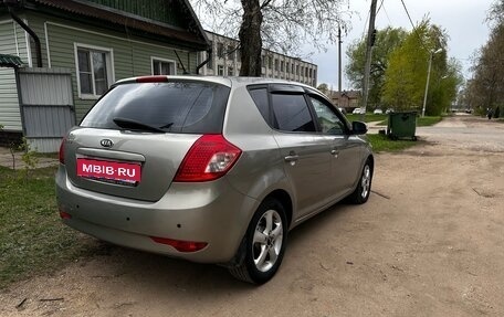 KIA cee'd I рестайлинг, 2010 год, 650 000 рублей, 5 фотография