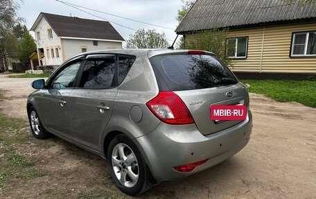 KIA cee'd I рестайлинг, 2010 год, 650 000 рублей, 6 фотография