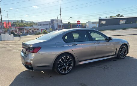 BMW 7 серия, 2021 год, 7 000 000 рублей, 4 фотография