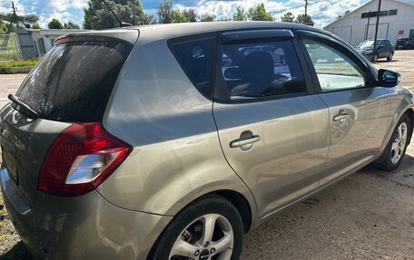 KIA cee'd I рестайлинг, 2010 год, 650 000 рублей, 24 фотография
