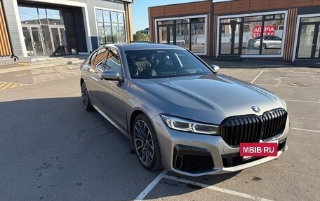 BMW 7 серия, 2021 год, 7 000 000 рублей, 3 фотография