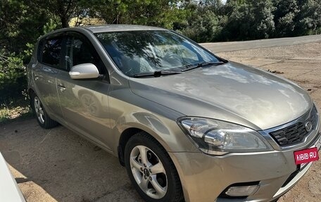 KIA cee'd I рестайлинг, 2010 год, 650 000 рублей, 25 фотография