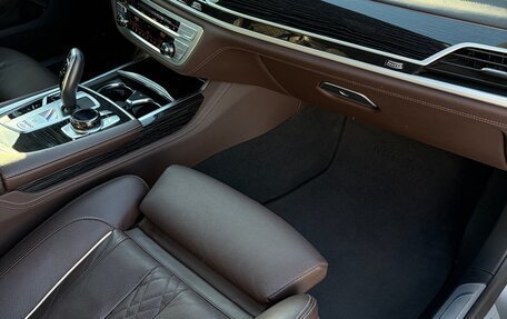 BMW 7 серия, 2021 год, 7 000 000 рублей, 10 фотография
