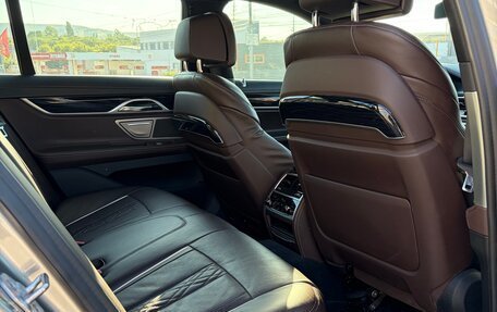 BMW 7 серия, 2021 год, 7 000 000 рублей, 12 фотография