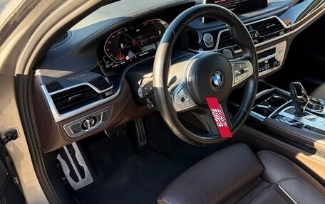 BMW 7 серия, 2021 год, 7 000 000 рублей, 8 фотография