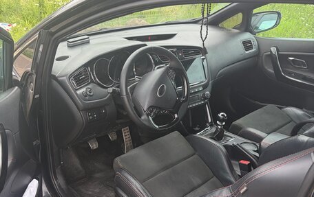 KIA cee'd GT II, 2014 год, 1 080 000 рублей, 8 фотография