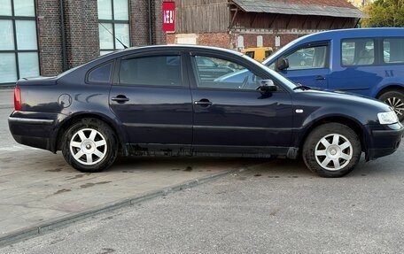 Volkswagen Passat B5+ рестайлинг, 1996 год, 390 000 рублей, 4 фотография