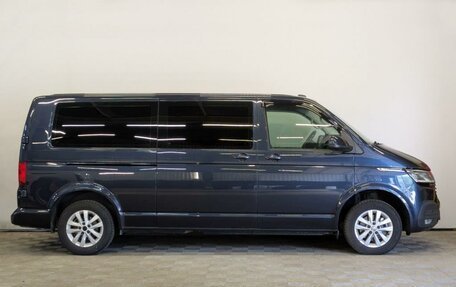 Volkswagen Caravelle T6 рестайлинг, 2020 год, 3 950 000 рублей, 4 фотография