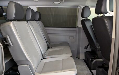 Volkswagen Caravelle T6 рестайлинг, 2020 год, 3 950 000 рублей, 12 фотография
