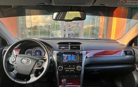 Toyota Camry, 2013 год, 1 600 000 рублей, 7 фотография