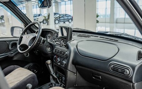 Chevrolet Niva I рестайлинг, 2010 год, 321 000 рублей, 11 фотография
