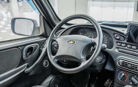 Chevrolet Niva I рестайлинг, 2010 год, 321 000 рублей, 10 фотография
