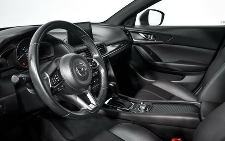 Mazda CX-4, 2020 год, 2 890 000 рублей, 10 фотография