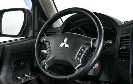 Mitsubishi Pajero IV, 2013 год, 1 639 000 рублей, 15 фотография