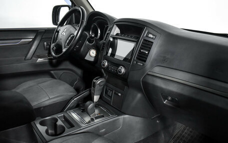 Mitsubishi Pajero IV, 2013 год, 1 639 000 рублей, 14 фотография