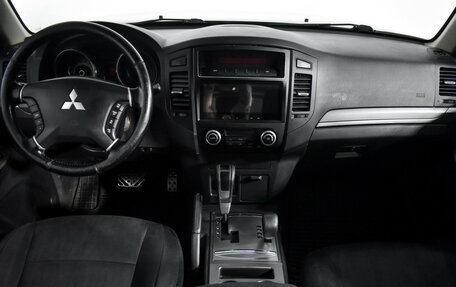 Mitsubishi Pajero IV, 2013 год, 1 639 000 рублей, 16 фотография