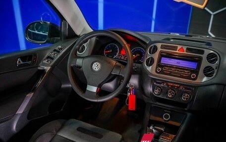 Volkswagen Tiguan I, 2008 год, 850 000 рублей, 23 фотография