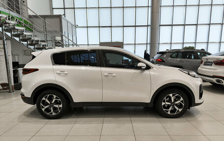 KIA Sportage IV рестайлинг, 2020 год, 2 437 000 рублей, 8 фотография