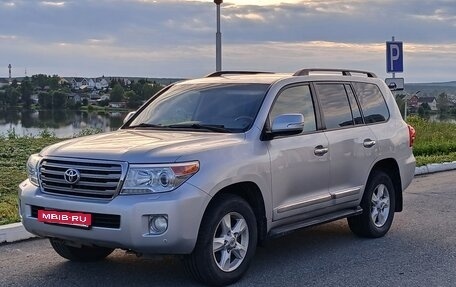 Toyota Land Cruiser 200, 2012 год, 3 600 000 рублей, 3 фотография