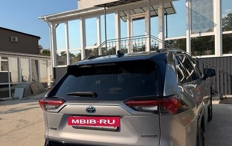Toyota RAV4, 2020 год, 3 100 000 рублей, 2 фотография