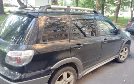 Mitsubishi Outlander III рестайлинг 3, 2005 год, 480 000 рублей, 3 фотография