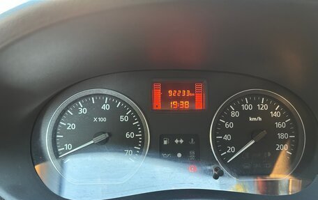 Renault Sandero I, 2014 год, 900 000 рублей, 14 фотография