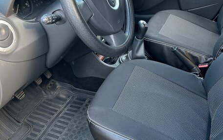 Renault Sandero I, 2014 год, 900 000 рублей, 9 фотография