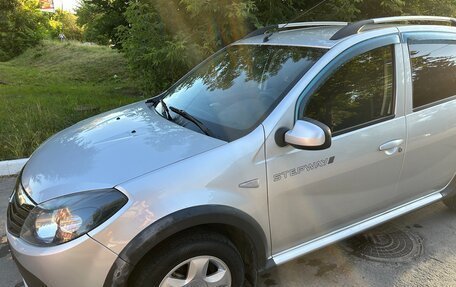 Renault Sandero I, 2014 год, 900 000 рублей, 6 фотография